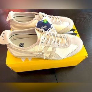 Onitsuka Tiger Mexico 66 SD Cream/Birch Women’s 9 US, 9 Men’s. Brand new.
